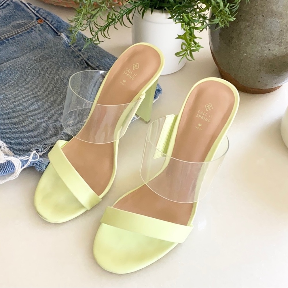 ❤️... Call it Spring Siennaa Sandal